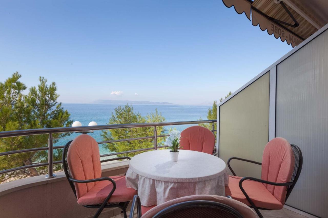Apartments Marijan - Beachfront Tučepi エクステリア 写真